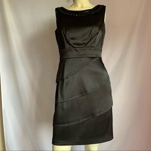 Annected apparel cocktail sleeveless dress size 6